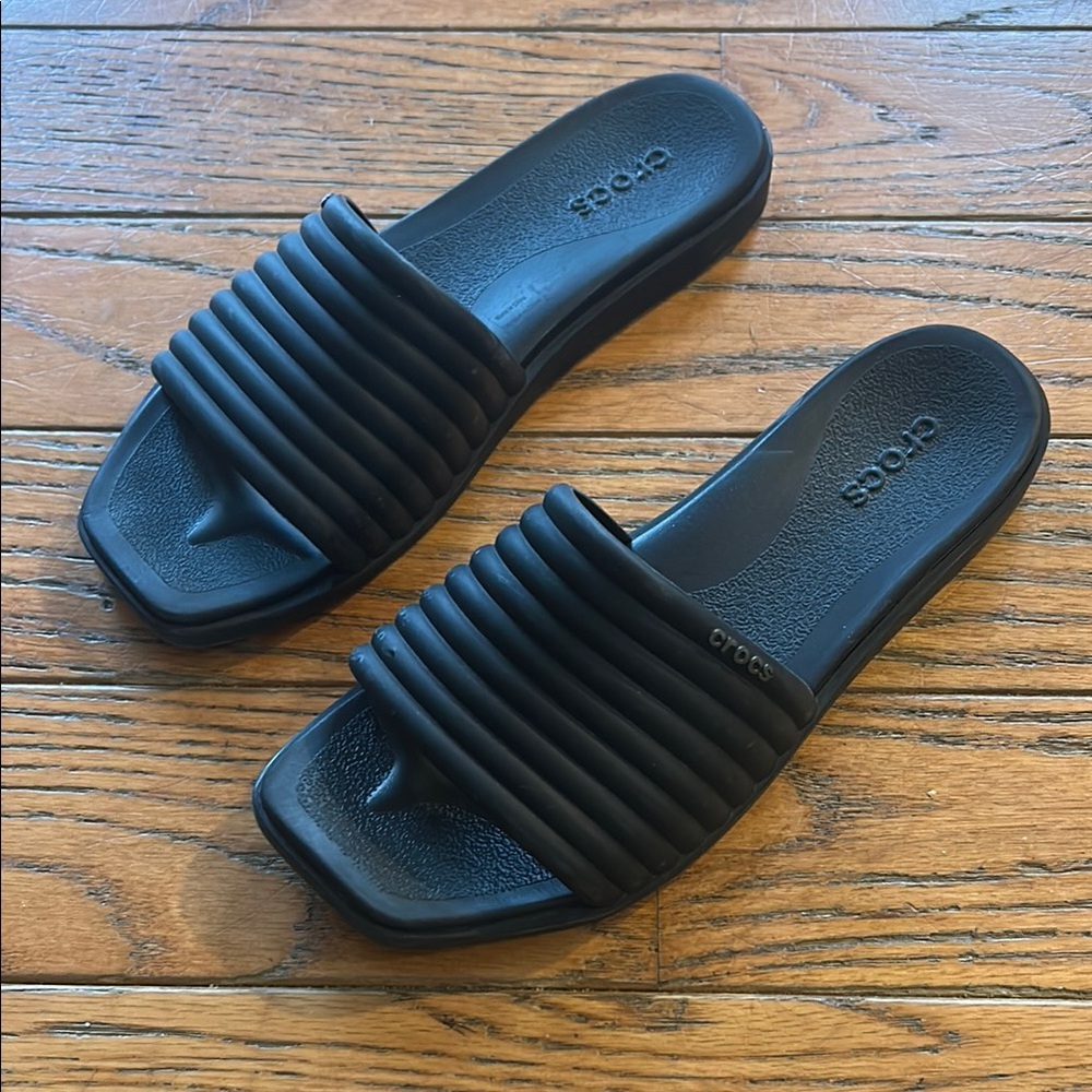 CROCS slides
